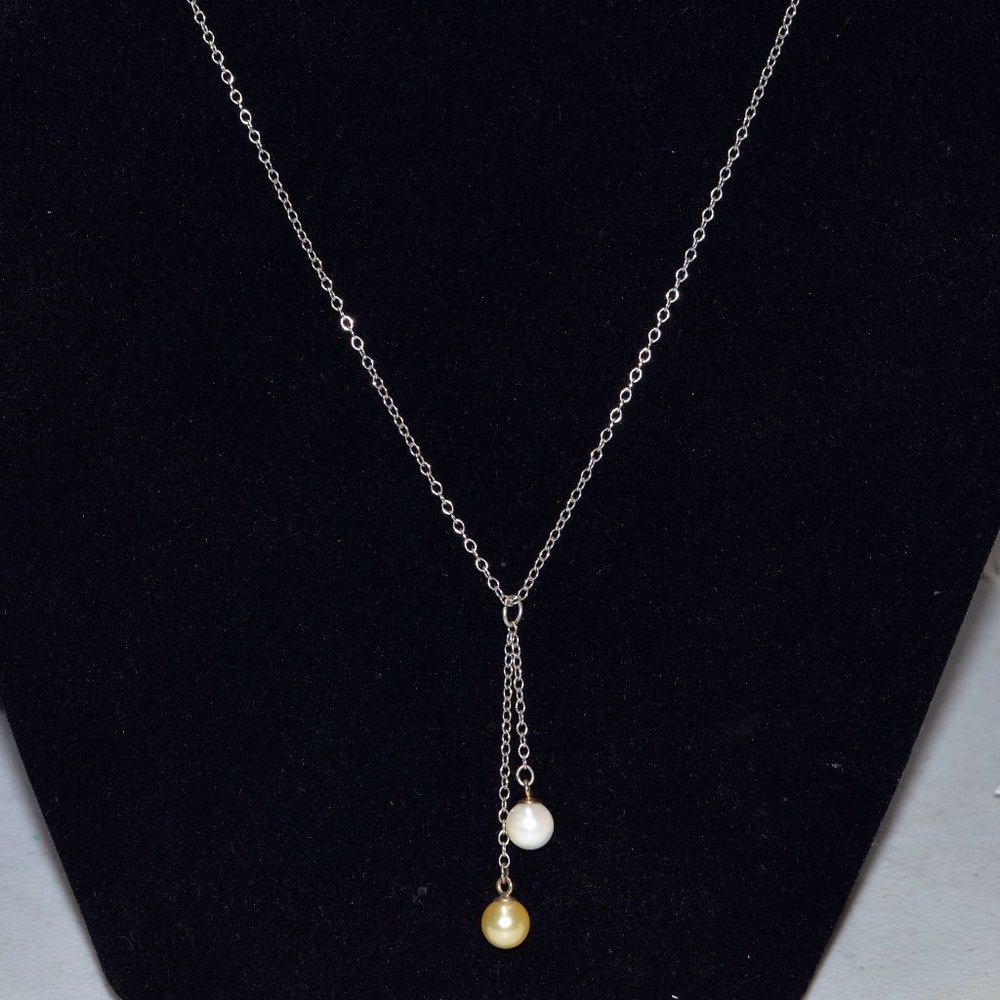 20 Inch 2 Pearl White/Gold Drop Necklace